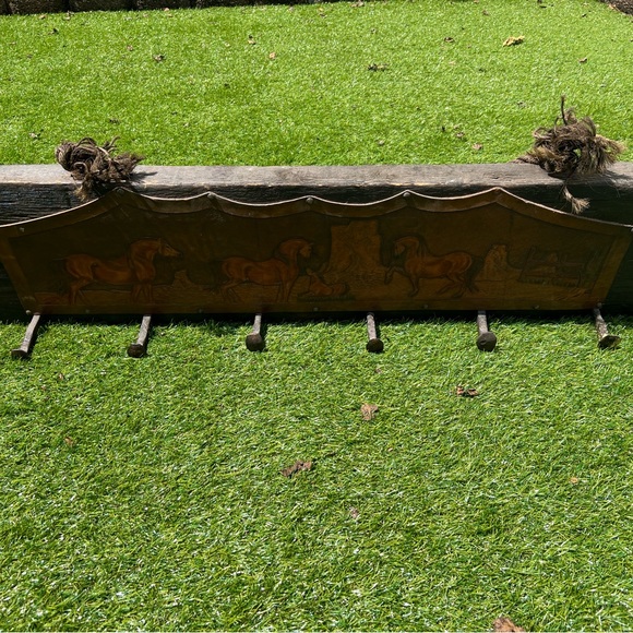 COAT/HAT RACK - Picture 3 of 4